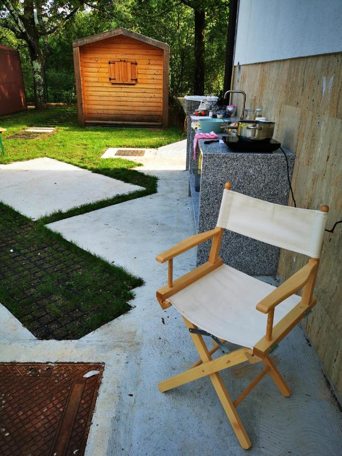 Krasen Kras 104 Resort Komen Exterior foto